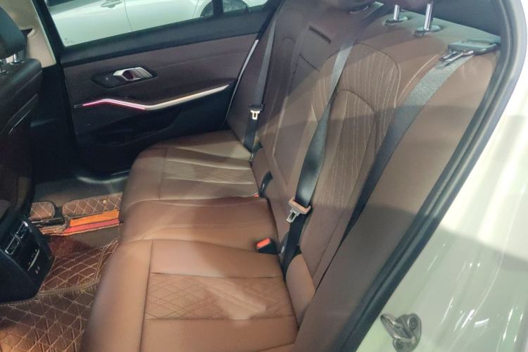 Used BMW 3 Series 2024 325Li M Sport Night Edition Package Left Rear Seat