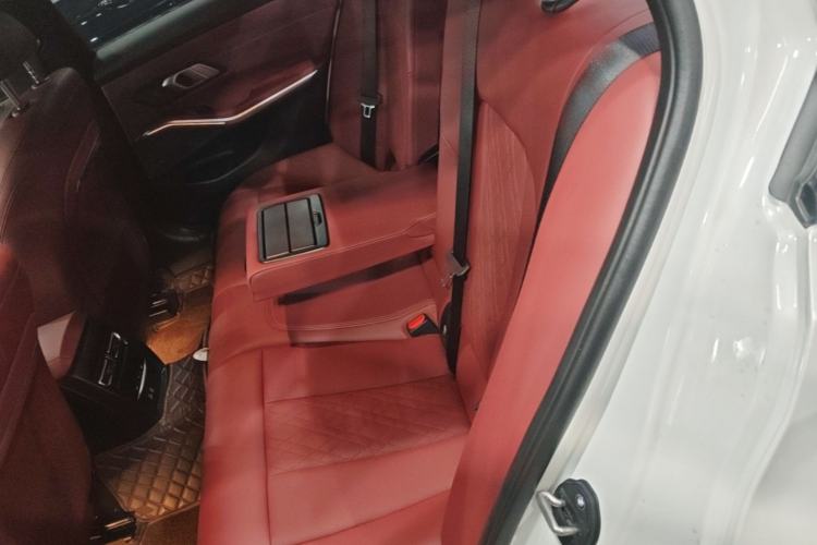Used BMW 3 Series 2024 330i M Sport Night Edition Package Left Rear Seat