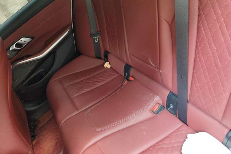 Used BMW 3 Series 2024 325i M Sport Night Edition Package Left Rear Seat