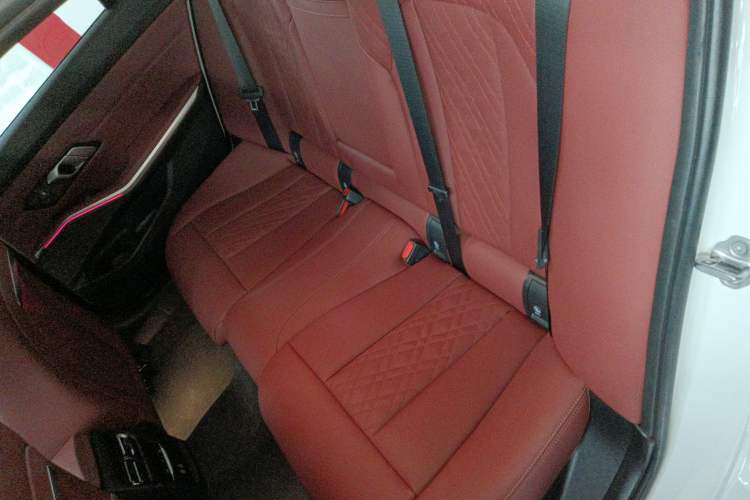 Used BMW 3 Series 2024 330Li M Sport Night Edition Package Left Rear Seat