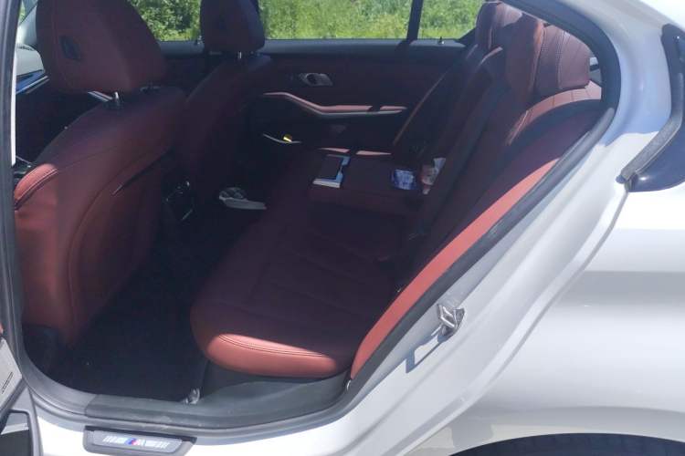 Used BMW 3 Series 2024 325Li M Sport Night Edition Package Left Rear Seat