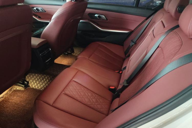 Used BMW 3 Series 2024 320Li M Sport Package Left Rear Seat