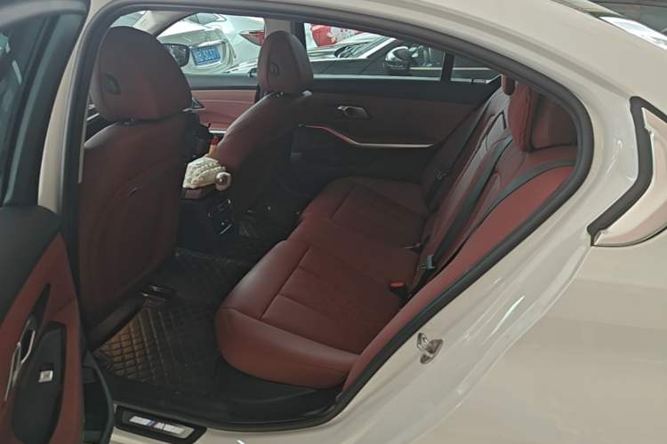 Used BMW 3 Series 2024 325Li M Sport Package Left Rear Seat