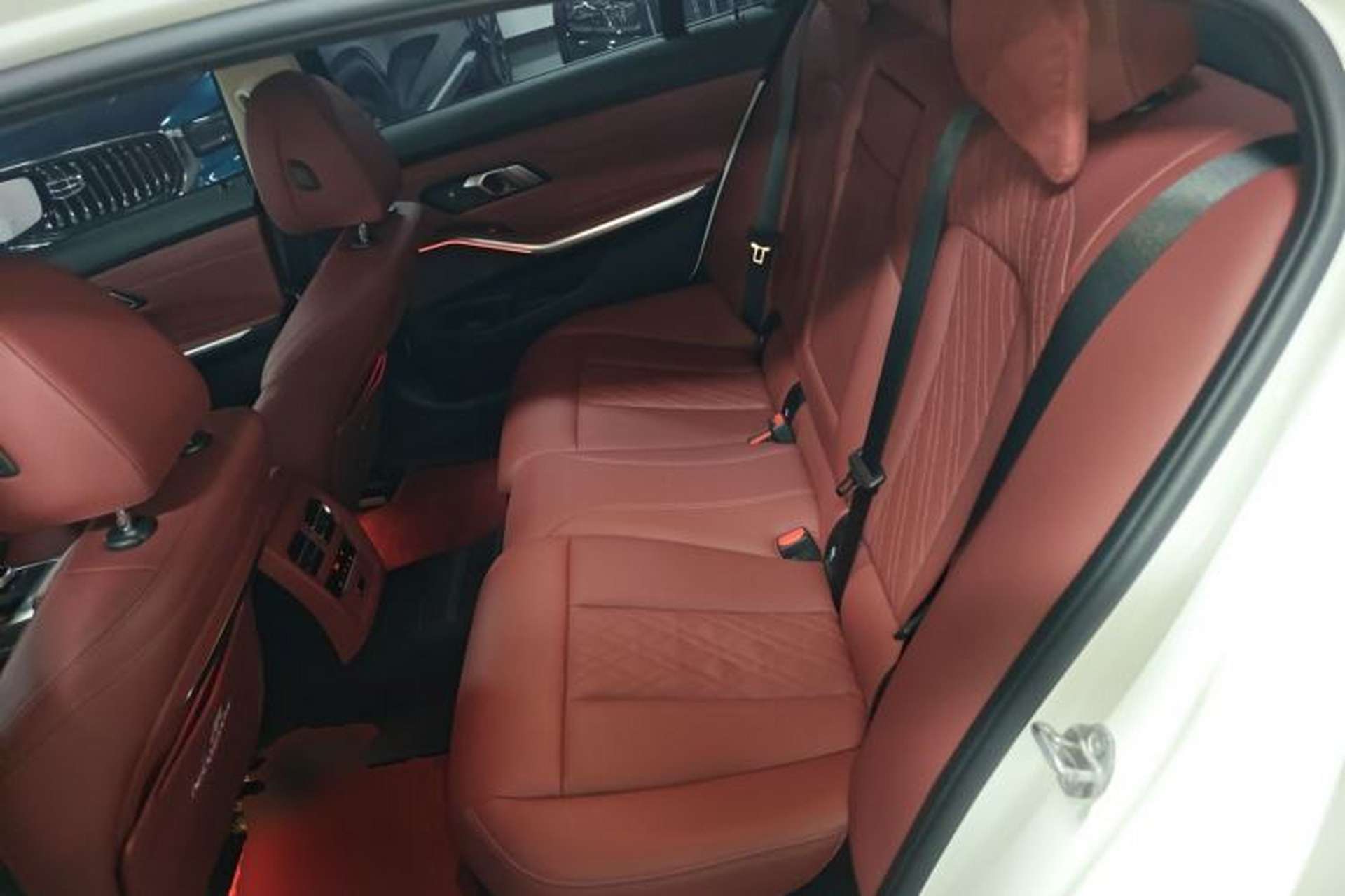 Used BMW 3 Series 2024 325Li M Sport Night Edition Package Left Rear Seat