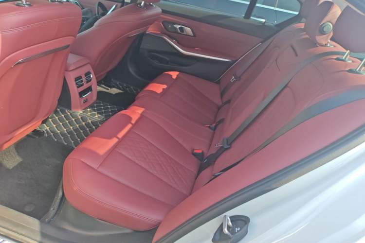 Used BMW 3 Series 2024 325Li M Sport Night Edition Package Left Rear Seat