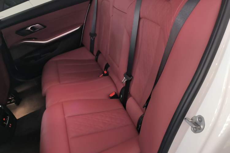 Used BMW 3 Series 2024 320Li M Sport Package Left Rear Seat