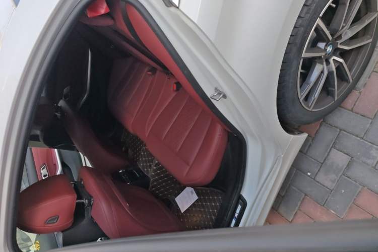 Used BMW 3 Series 2024 325Li M Sport Package Left Rear Seat