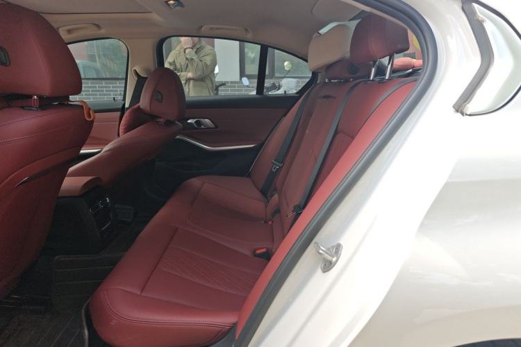 Used BMW 3 Series 2024 325i M Sport Package Left Rear Seat