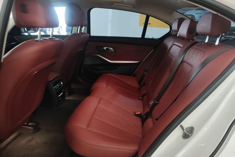 Used BMW 3 Series 2024 320Li M Sport Package Left Rear Seat