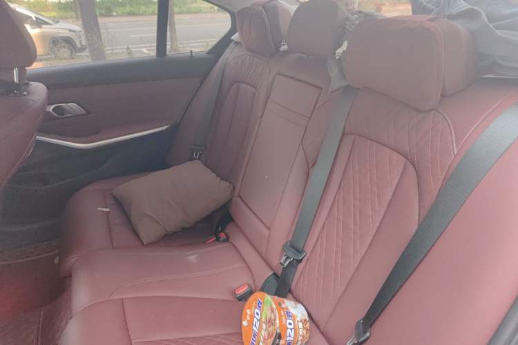 Used BMW 3 Series 2024 325Li M Sport Package Left Rear Seat