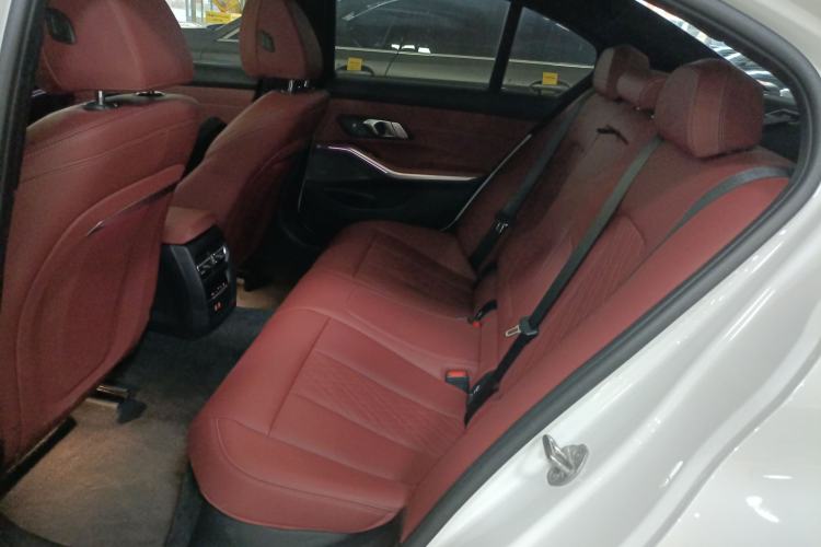 Used BMW 3 Series 2024 325i M Sport Night Edition Package Left Rear Seat