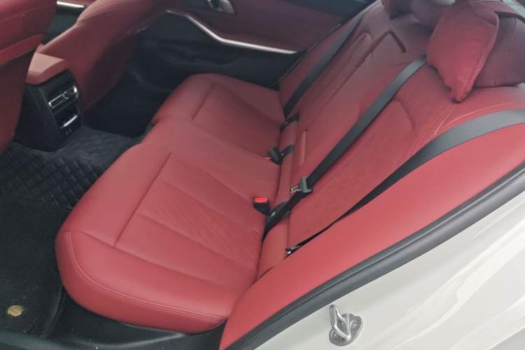 Used BMW 3 Series 2024 325Li M Sport Night Edition Package Left Rear Seat