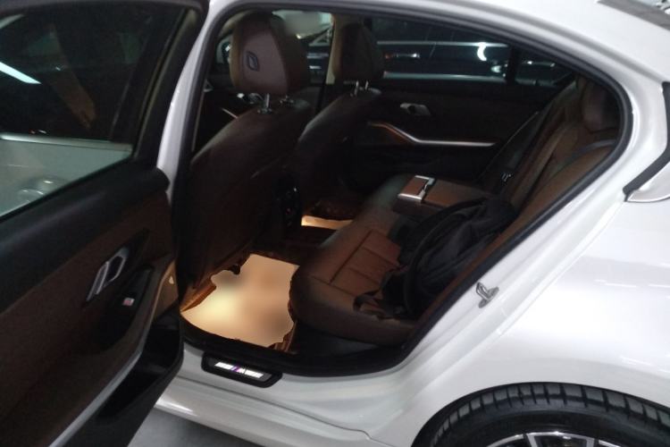 Used BMW 3 Series 2024 320Li M Sport Package Left Rear Seat