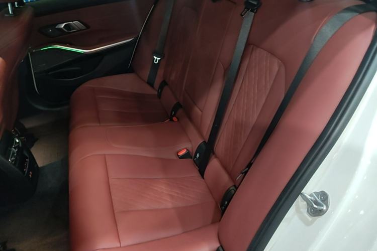 Used BMW 3 Series 2024 325i M Sport Night Edition Package Left Rear Seat