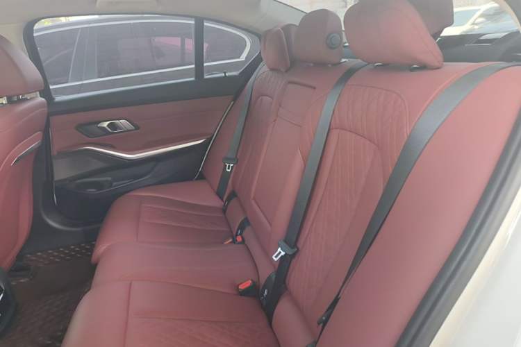 Used BMW 3 Series 2024 320Li M Sport Package Left Rear Seat