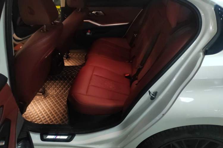 Used BMW 3 Series 2024 325Li M Sport Night Edition Package Left Rear Seat