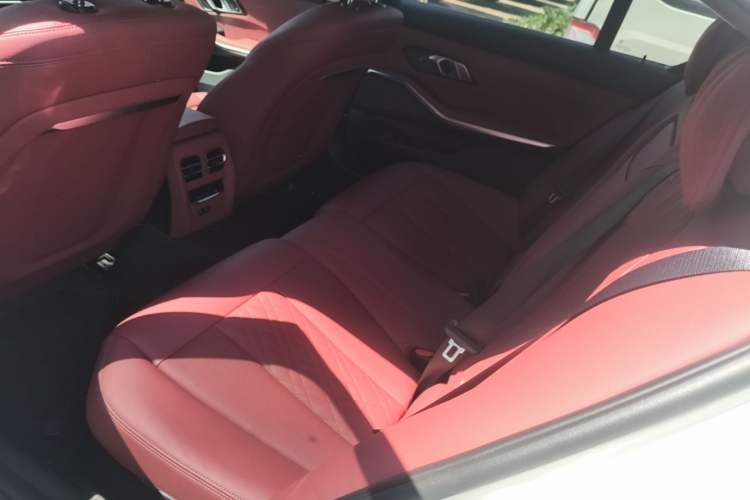 Used BMW 3 Series 2024 325Li M Sport Night Edition Package Left Rear Seat