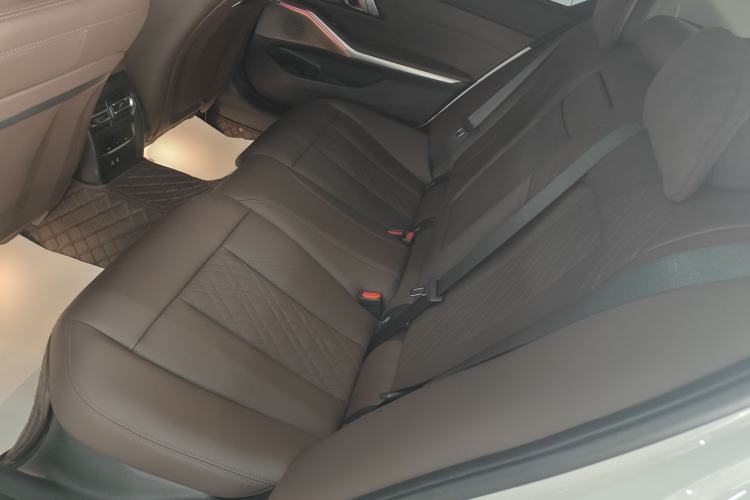 Used BMW 3 Series 2024 325Li M Sport Package Left Rear Seat
