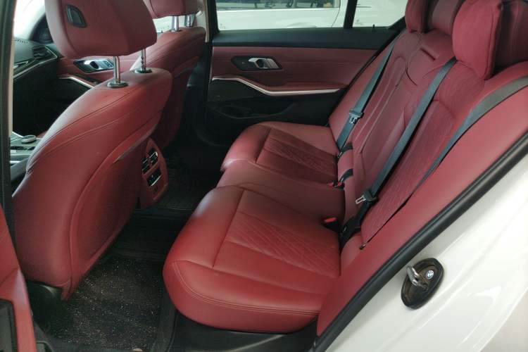 Used BMW 3 Series 2024 325Li M Sport Night Edition Package Left Rear Seat