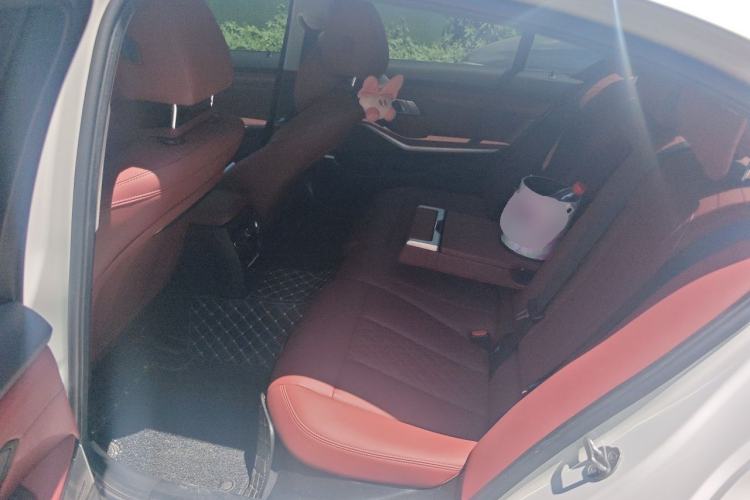 Used BMW 3 Series 2024 325Li M Sport Night Edition Package Left Rear Seat