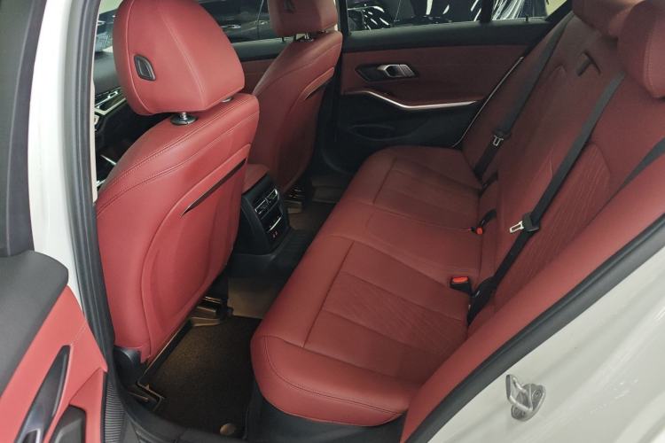 Used BMW 3 Series 2024 320i M Sport Package Left Rear Seat