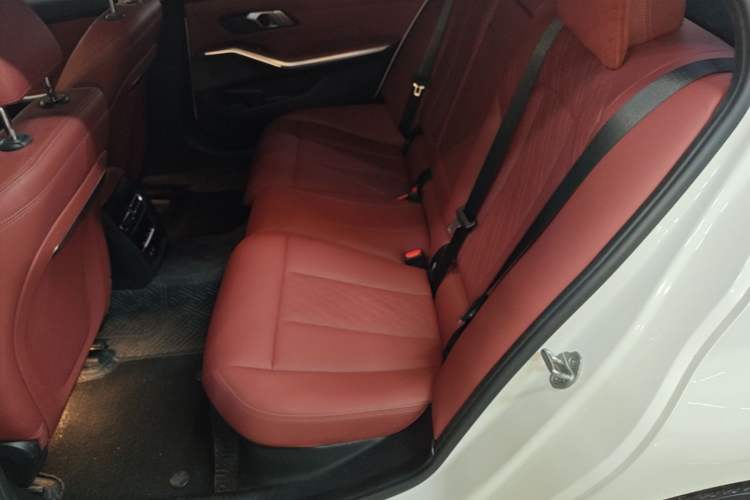 Used BMW 3 Series 2024 325Li M Sport Package Left Rear Seat