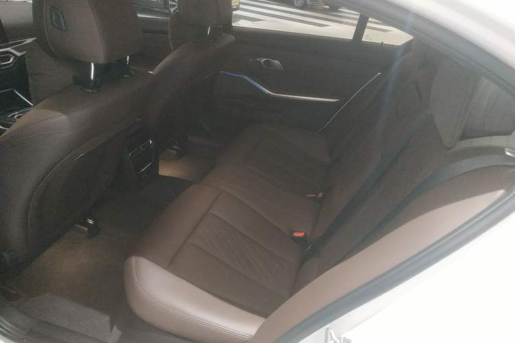 Used BMW 3 Series 2024 325Li M Sport Package Left Rear Seat
