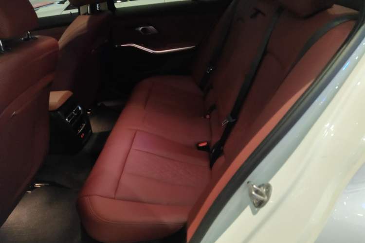 Used BMW 3 Series 2024 325i M Sport Package Left Rear Seat