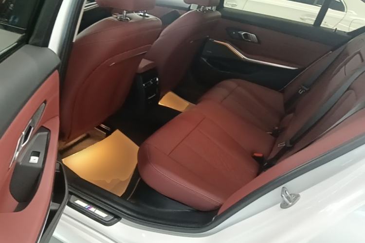 Used BMW 3 Series 2024 325Li M Sport Night Edition Package Left Rear Seat