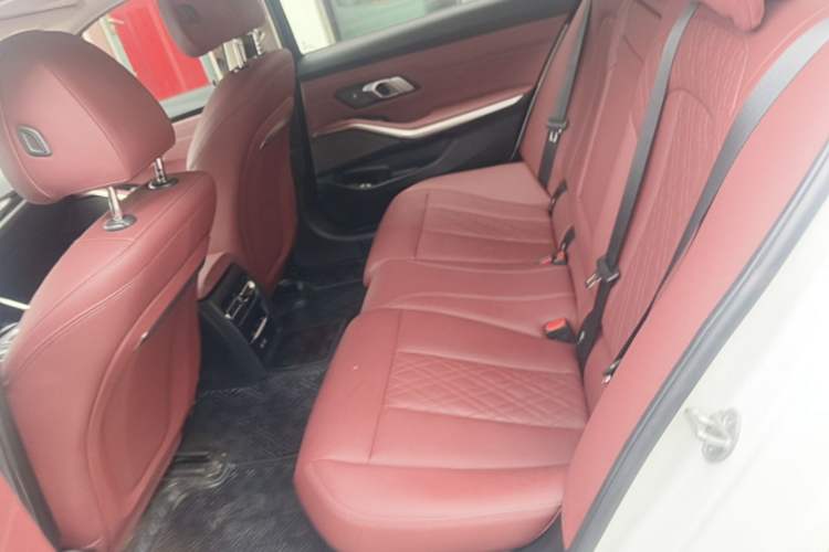 Used BMW 3 Series 2024 325Li M Sport Night Edition Package Left Rear Seat