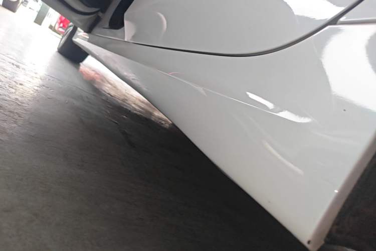 Used BMW 3 Series 2024 320Li M Sport Package Left Side Sill