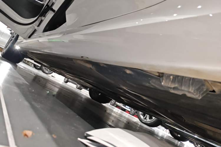 Used BMW 3 Series 2024 325i M Sport Night Edition Package Left Side Sill