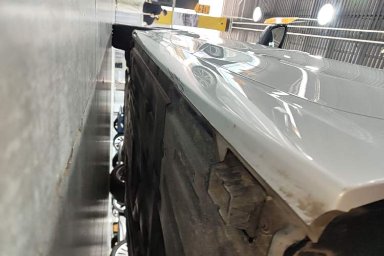 Used BMW 3 Series 2024 325Li M Sport Night Edition Package Left Side Sill