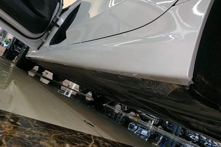 Used BMW 3 Series 2024 325Li M Sport Package Left Side Sill