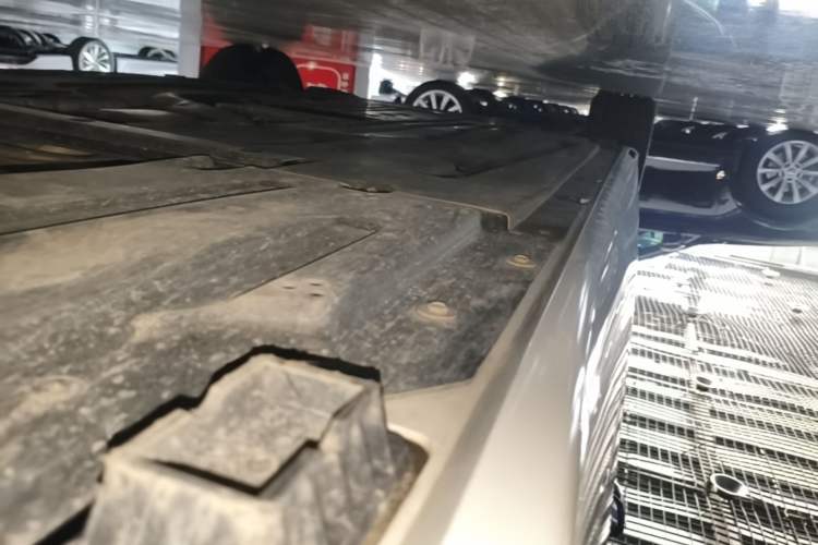 Used BMW 3 Series 2024 325Li M Sport Package Left Side Sill