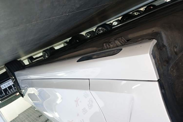 Used BMW 3 Series 2024 325Li M Sport Package Left Side Sill