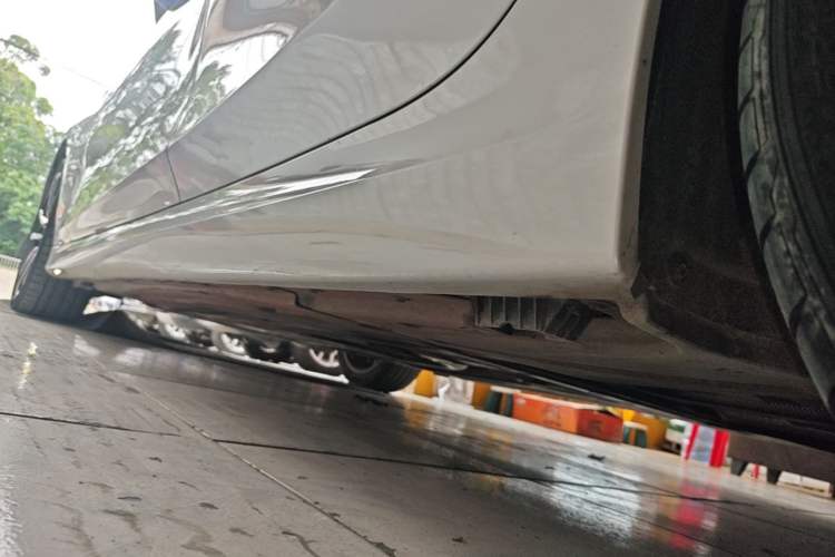 Used BMW 3 Series 2024 325Li M Sport Package Left Side Sill