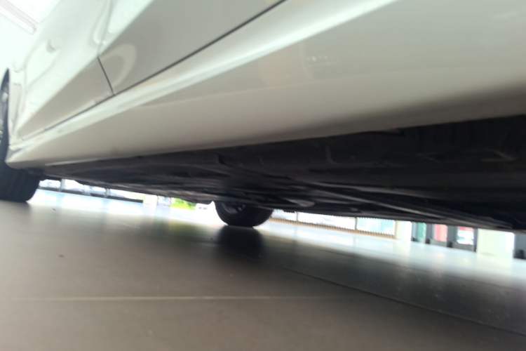Used BMW 3 Series 2024 320Li M Sport Package Left Side Sill