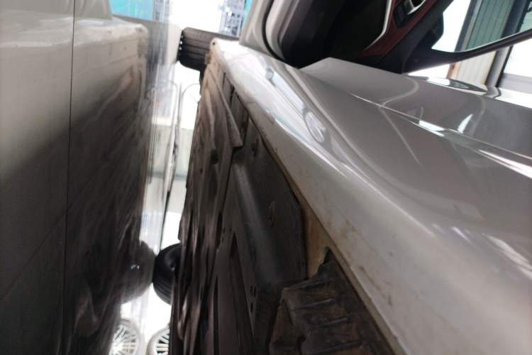 Used BMW 3 Series 2024 325Li M Sport Night Edition Package Left Side Sill