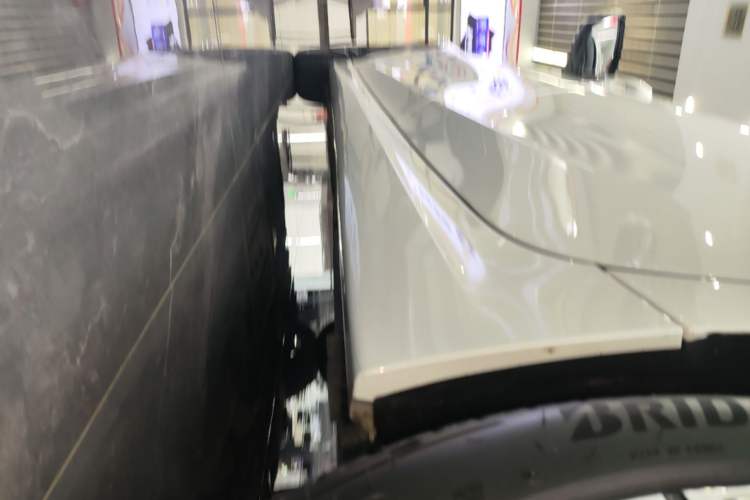 Used BMW 3 Series 2024 320Li M Sport Package Left Side Sill