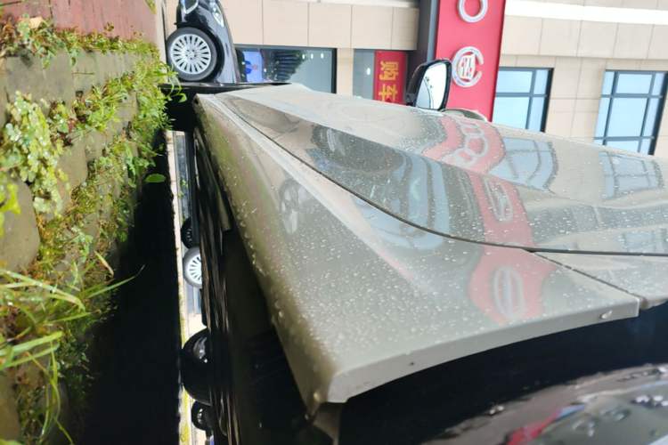 Used BMW 3 Series 2024 325Li M Sport Package Left Side Sill