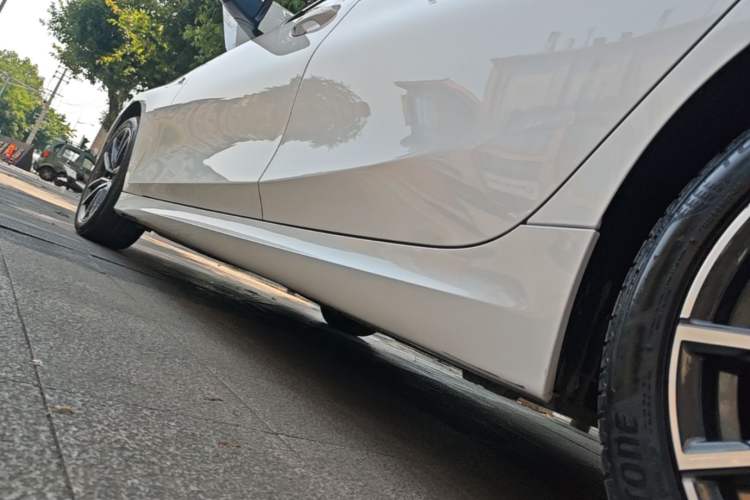 Used BMW 3 Series 2024 325Li M Sport Package Left Side Sill