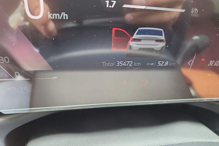 Used BMW 3 Series 2024 325i M Sport Package Odometer Close Up