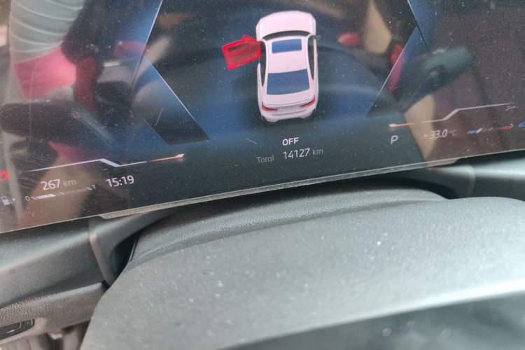 Used BMW 3 Series 2024 325i M Sport Night Edition Package Odometer Close Up