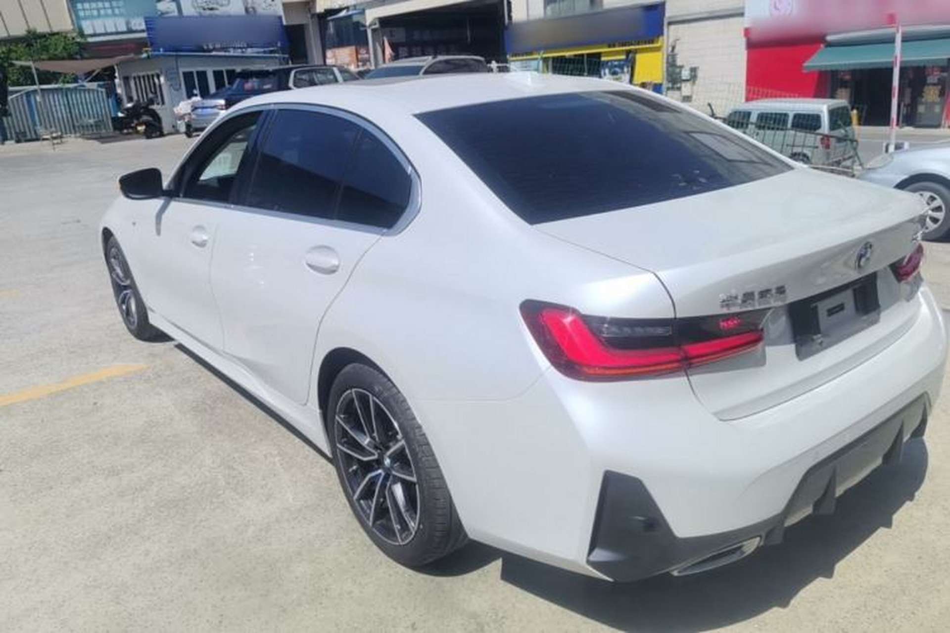 Used BMW 3 Series 2024 320Li M Sport Package Rear Left 45 Deg
