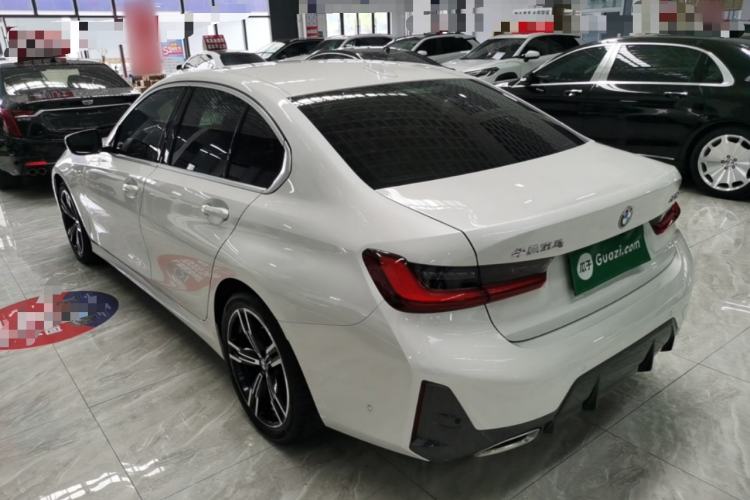 Used BMW 3 Series 2024 325i M Sport Package Rear Left 45 Deg