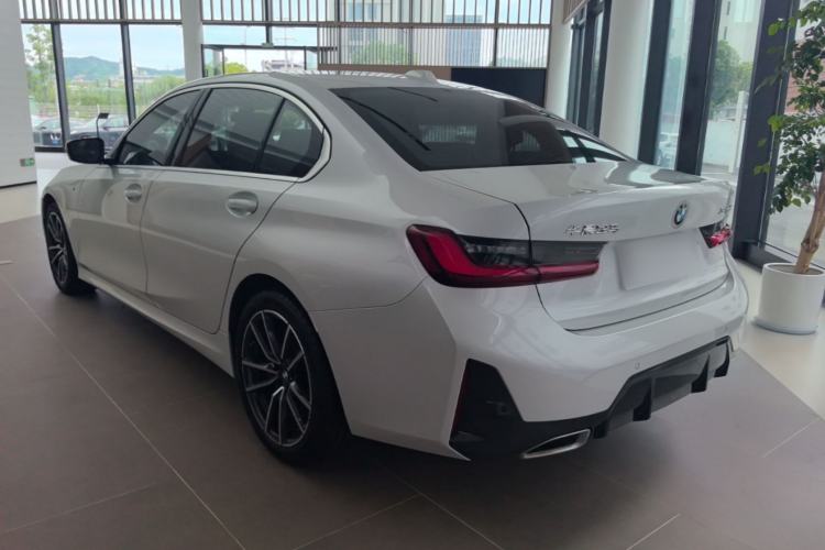 Used BMW 3 Series 2024 320Li M Sport Package Rear Left 45 Deg