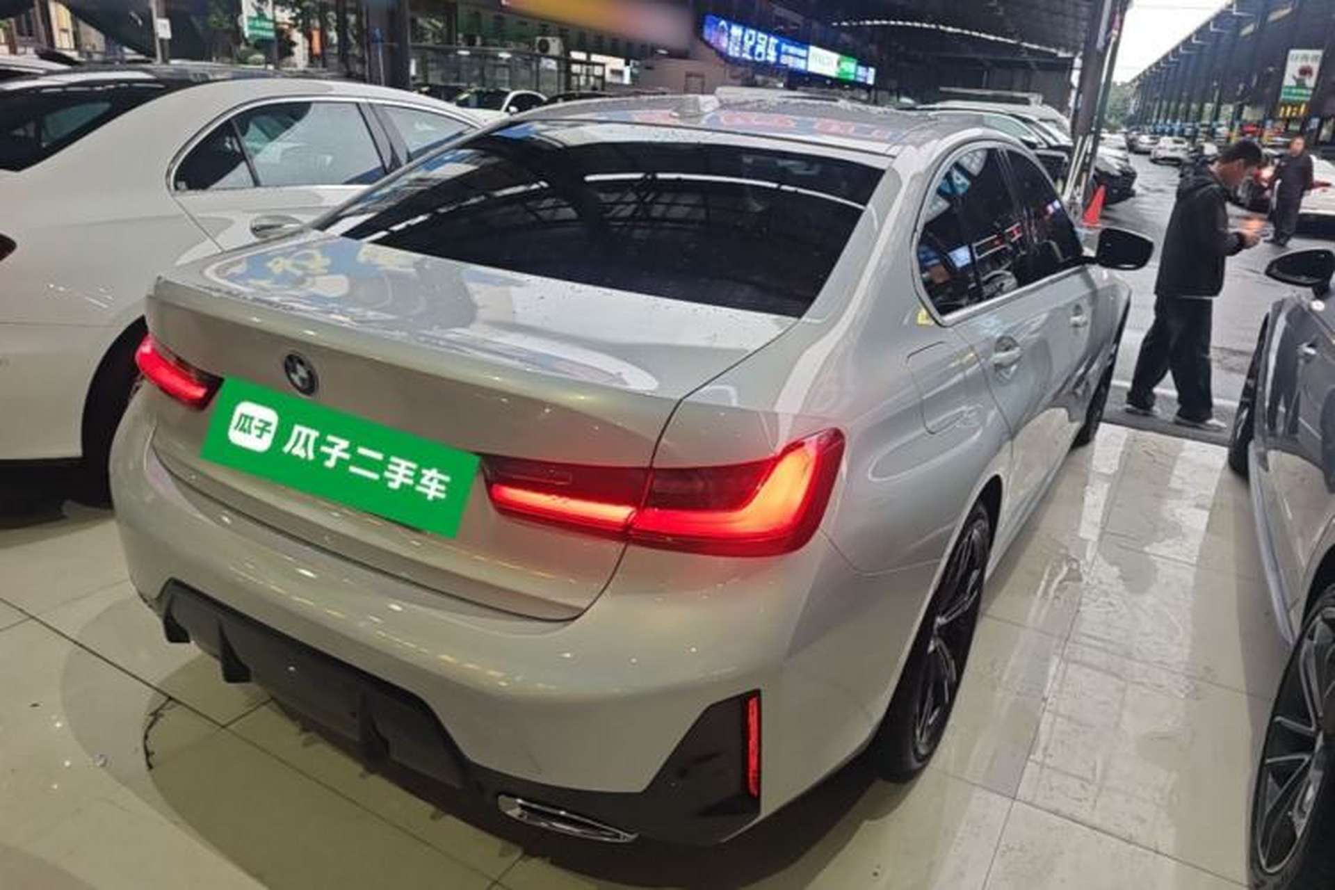 Used BMW 3 Series 2024 325i M Sport Package Rear Right 45 Deg