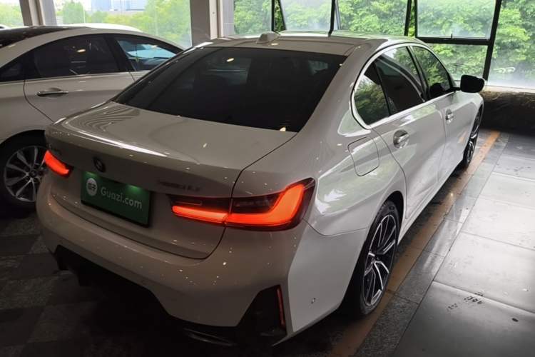 Used BMW 3 Series 2024 325Li M Sport Package Rear Right 45 Deg
