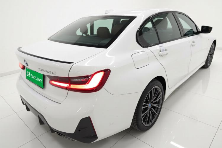 Used BMW 3 Series 2024 330Li M Sport Night Edition Package Rear Right 45 Deg